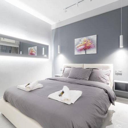 Lux Seaside Apartment By Volos Hospitality Buitenkant foto